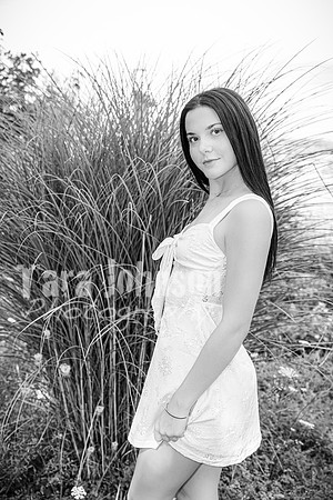 Hannah Horton @ Terraces Flower Farm & Cedar Island - BW - TJP (62 of 104)