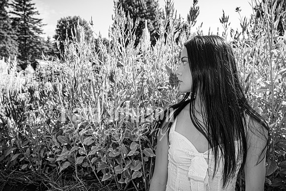 Hannah Horton @ Terraces Flower Farm & Cedar Island - BW - TJP (65 of 104)
