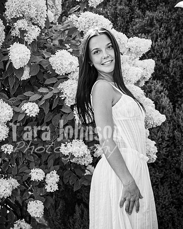 Hannah Horton @ Terraces Flower Farm & Cedar Island - BW - TJP (99 of 104)