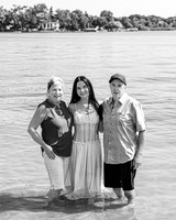 Horton & Gukian Family @ Terraces Flower Farm & Cedar Island - BW - TJP (7 of 11)