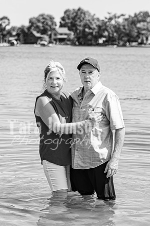 Horton & Gukian Family @ Terraces Flower Farm & Cedar Island - BW - TJP (11 of 11)