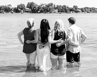 Horton & Gukian Family @ Terraces Flower Farm & Cedar Island - BW - TJP (9 of 11)