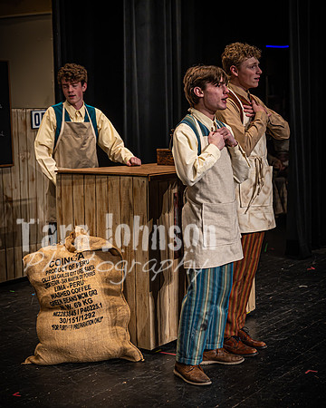 2023 LHS Theatre - Dolly - R1 - Act 1 - TJP (89 of 507)