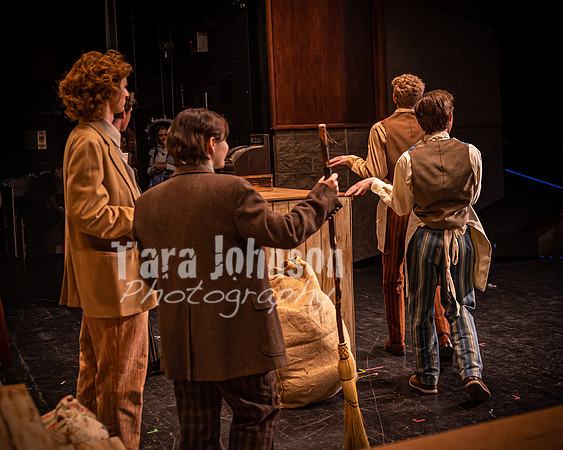 23 LHS Theatre - Dolly - R3, Act 1 - TJP (167 of 601)