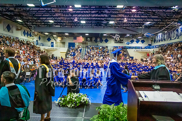 2023 LHS Grad - Principal (facing audience) - TJP (357 of 797)