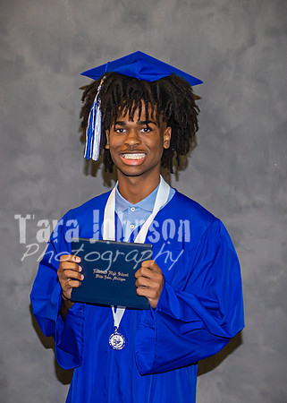 2023 LHS Graduation - Studio - TJP (488 of 528)