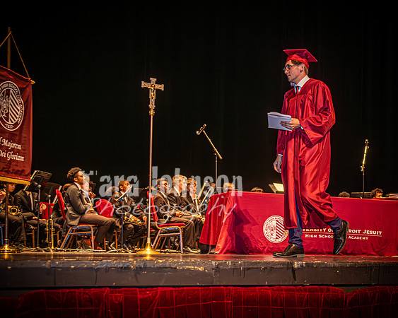 2023 UDJ Graduation - Celebration (Banner & Cross) - TJP (126 of 184)
