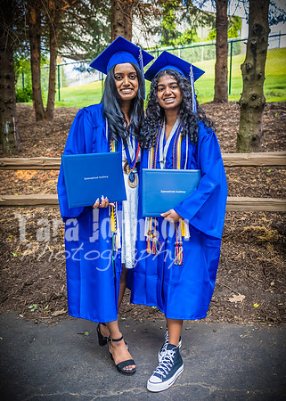 2023 IA Grad  - Family Celebration - DH (45 of 66)