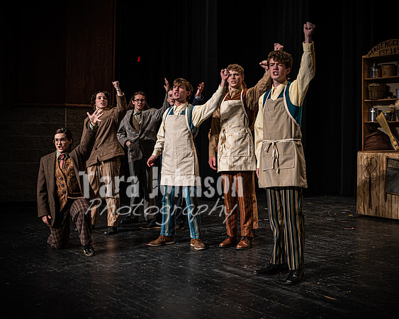 2023 LHS Theatre - Dolly - R1 - Act 1 - TJP (80 of 507)