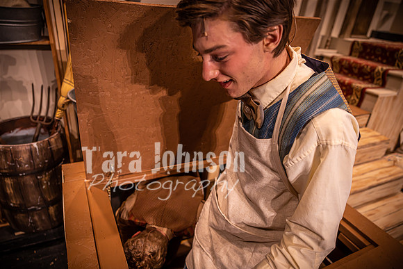 23 LHS Theatre - Dolly - R3, Act 1 - TJP (208 of 601)