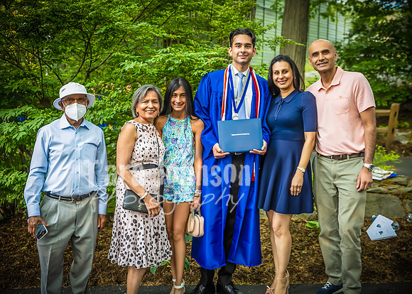 2023 IA Grad  - Family Celebration - DH (30 of 66)