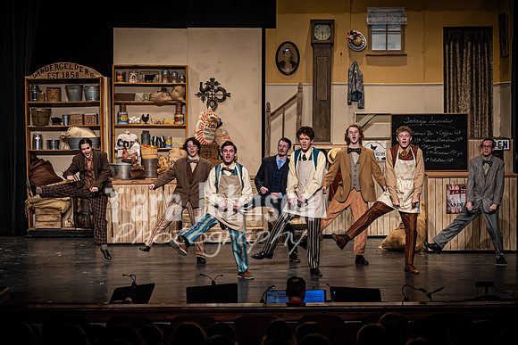 23 LHS Theatre - Dolly - School Show - TJP (73 of 389)