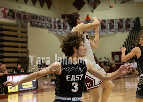 2023 MHS Boys BB vs SLE 2-28 - CW (12 of 137)