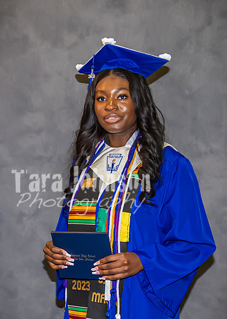 2023 LHS Graduation - Studio - TJP (450 of 528)