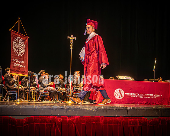 2023 UDJ Graduation - Celebration (Banner & Cross) - TJP (113 of 184)