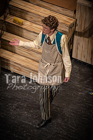 2023 LHS Theatre - Dolly - Saturday (Catwalks) Act 1 - TJP (93 of 382)