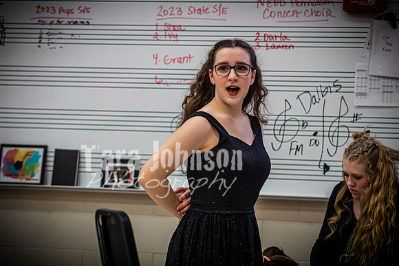 2023 MHS Vocals - Pops Backstage - PD (12 of 16)
