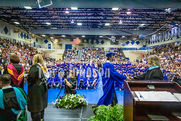 2023 LHS Grad - Principal (facing audience) - TJP (604 of 797)