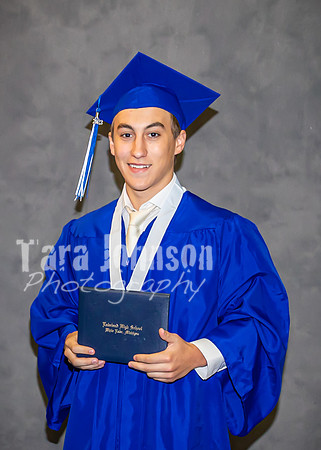 2023 LHS Graduation - Studio - TJP (476 of 528)