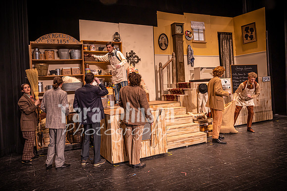 23 LHS Theatre - Dolly - R3, Act 1 - TJP (164 of 601)