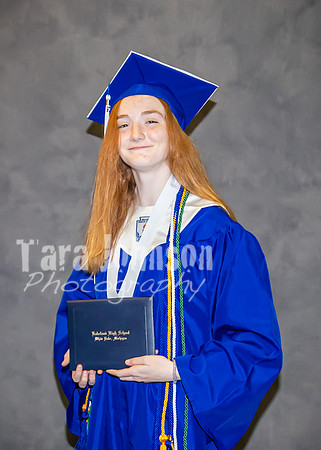 2023 LHS Graduation - Studio - TJP (402 of 528)