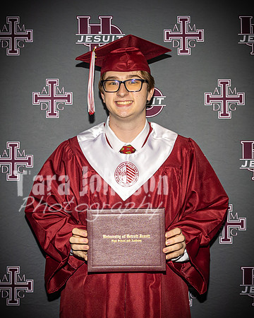 2023 UDJ Graduation - U of D Backdrop - TJP (85 of 331)