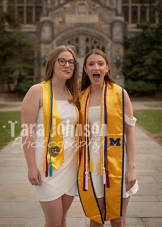 Emma & Friends Grad Photos W25 (46 of 96)