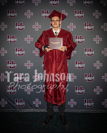 2023 UDJ Graduation - U of D Backdrop - TJP (150 of 331)