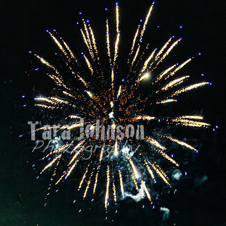 2026 HV Community Fireworks - TJP (32 of 114)