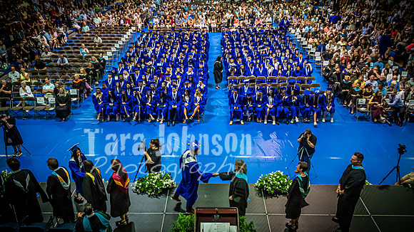 2023 LHS Grad - Balcony View - TJP (160 of 268)