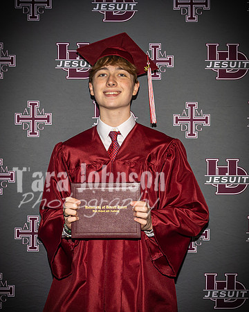 2023 UDJ Graduation - U of D Backdrop - TJP (105 of 331)