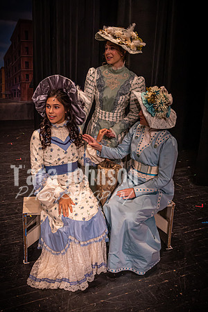 23 LHS Theatre - Dolly - R3, Act 1 - TJP (40 of 601)
