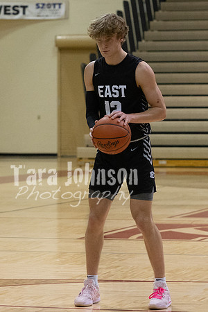 2023 MHS Boys BB vs SLE 2-28 - CW (43 of 137)