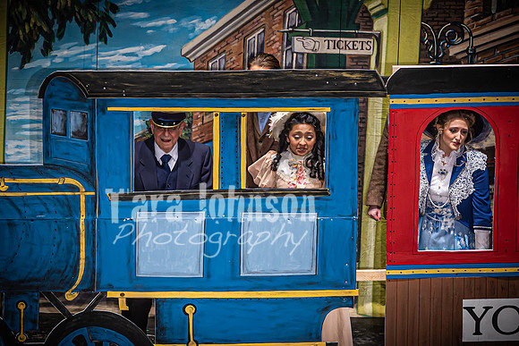 2023 LHS Theatre - Dolly - Saturday (Catwalks) Act 1 - TJP (153 of 382)