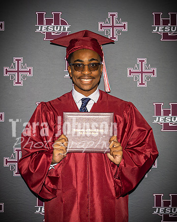 2023 UDJ Graduation - U of D Backdrop - TJP (147 of 331)