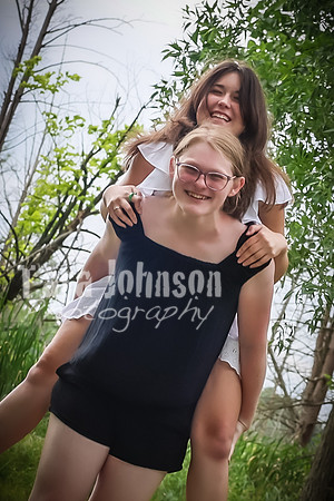 Emily Earl (with Amy & Emma) - TJP (9 of 20)