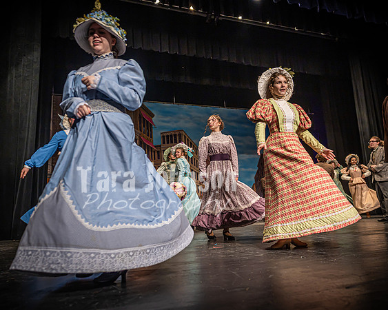 2023 LHS Theatre - Dolly - R1 - Act 1 - TJP (34 of 507)