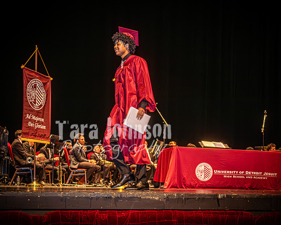 2023 UDJ Graduation - Celebration (Banner & Cross) - TJP (141 of 184)