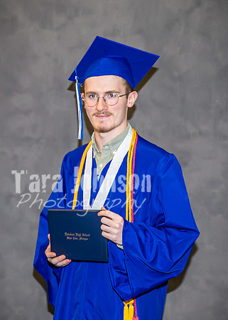 2023 LHS Graduation - Studio - TJP (446 of 528)