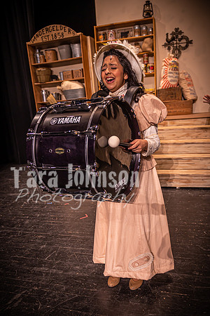 23 LHS Theatre - Dolly - R3, Act 1 - TJP (123 of 601)