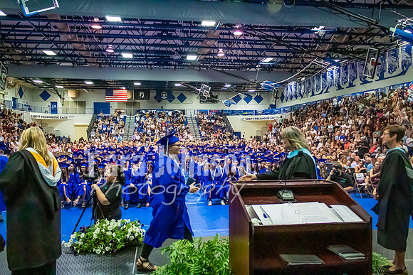 2023 LHS Grad - Principal (facing audience) - TJP (622 of 797)