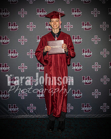 2023 UDJ Graduation - U of D Backdrop - TJP (192 of 331)