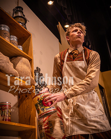 23 LHS Theatre - Dolly - R3, Act 1 - TJP (201 of 601)