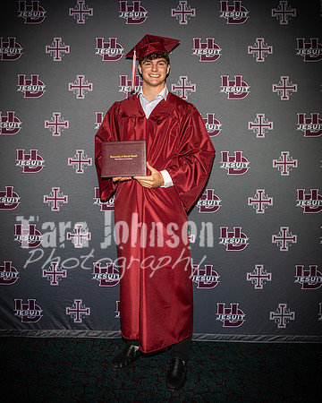 2023 UDJ Graduation - U of D Backdrop - TJP (180 of 331)