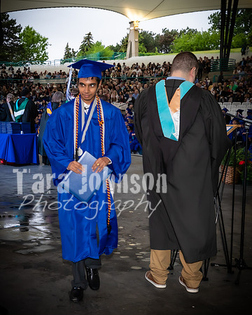 22 IA Grad - Angle #4 Celebration Walk - TJP (65 of 345)