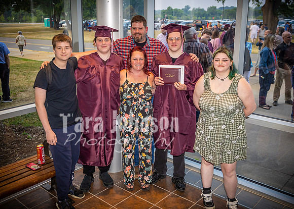 2023 HHS-AE Grad - Family Celebration - TJP (32 of 70)
