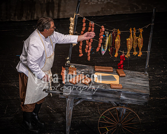 2023 LHS Theatre - Dolly - Saturday (Catwalks) Act 1 - TJP (15 of 382)