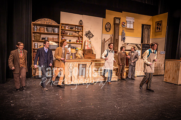 23 LHS Theatre - Dolly - R3, Act 1 - TJP (145 of 601)