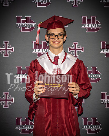 2023 UDJ Graduation - U of D Backdrop - TJP (43 of 331)