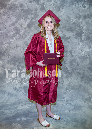 2023 MHS Graduation - Studio - TJP (185 of 570)